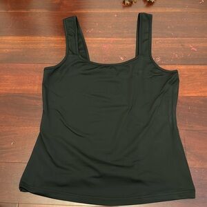 NWOT Noracora Large Simple black tank